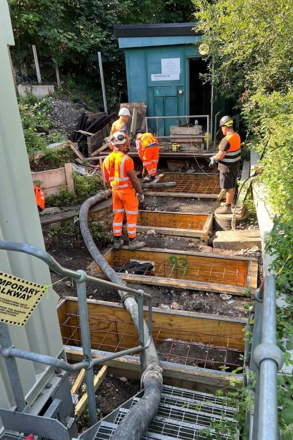 2 Brothers Concrete Pipeline End